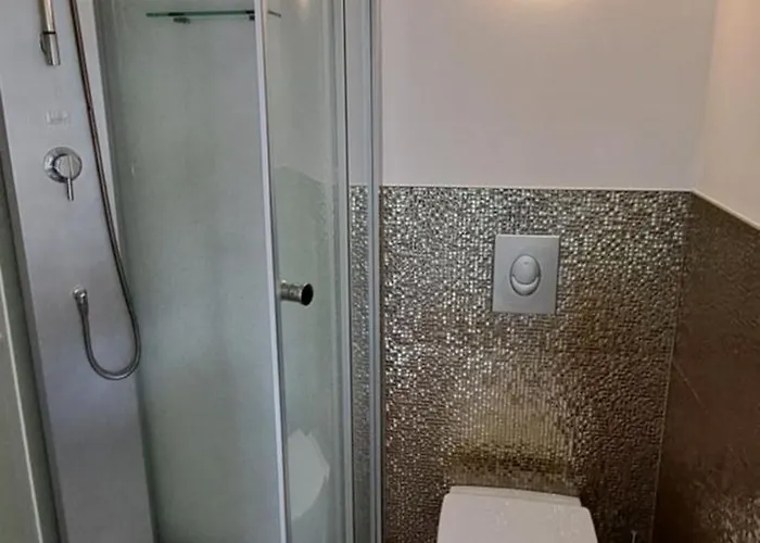 All-in-one Mit Eigener Sonnenterrasse Im Garten