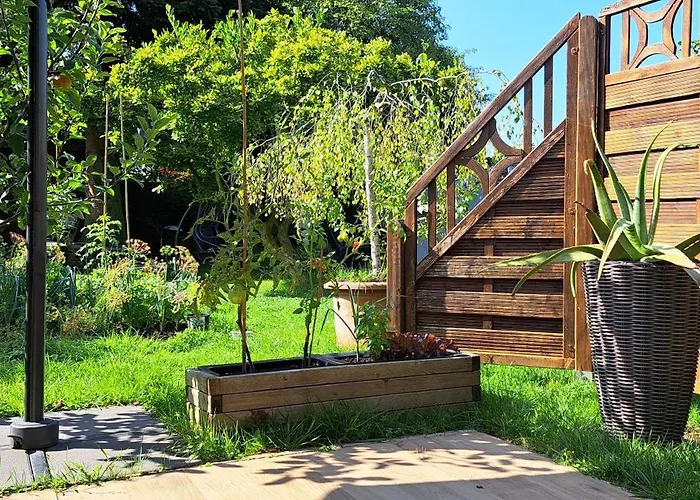 All-in-one Mit Eigener Sonnenterrasse Im Garten *