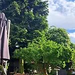 All-in-one Mit Eigener Sonnenterrasse Im Garten دوسلدورف