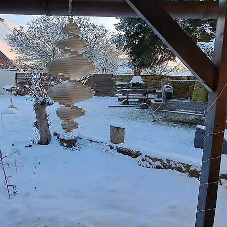 All-in-one Mit Eigener Sonnenterrasse Im Garten