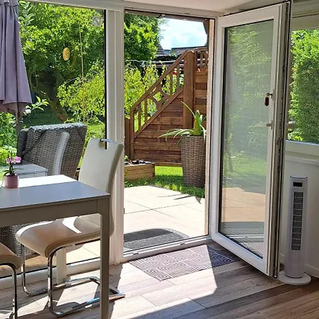 All-in-one Mit Eigener Sonnenterrasse Im Garten Apartment *